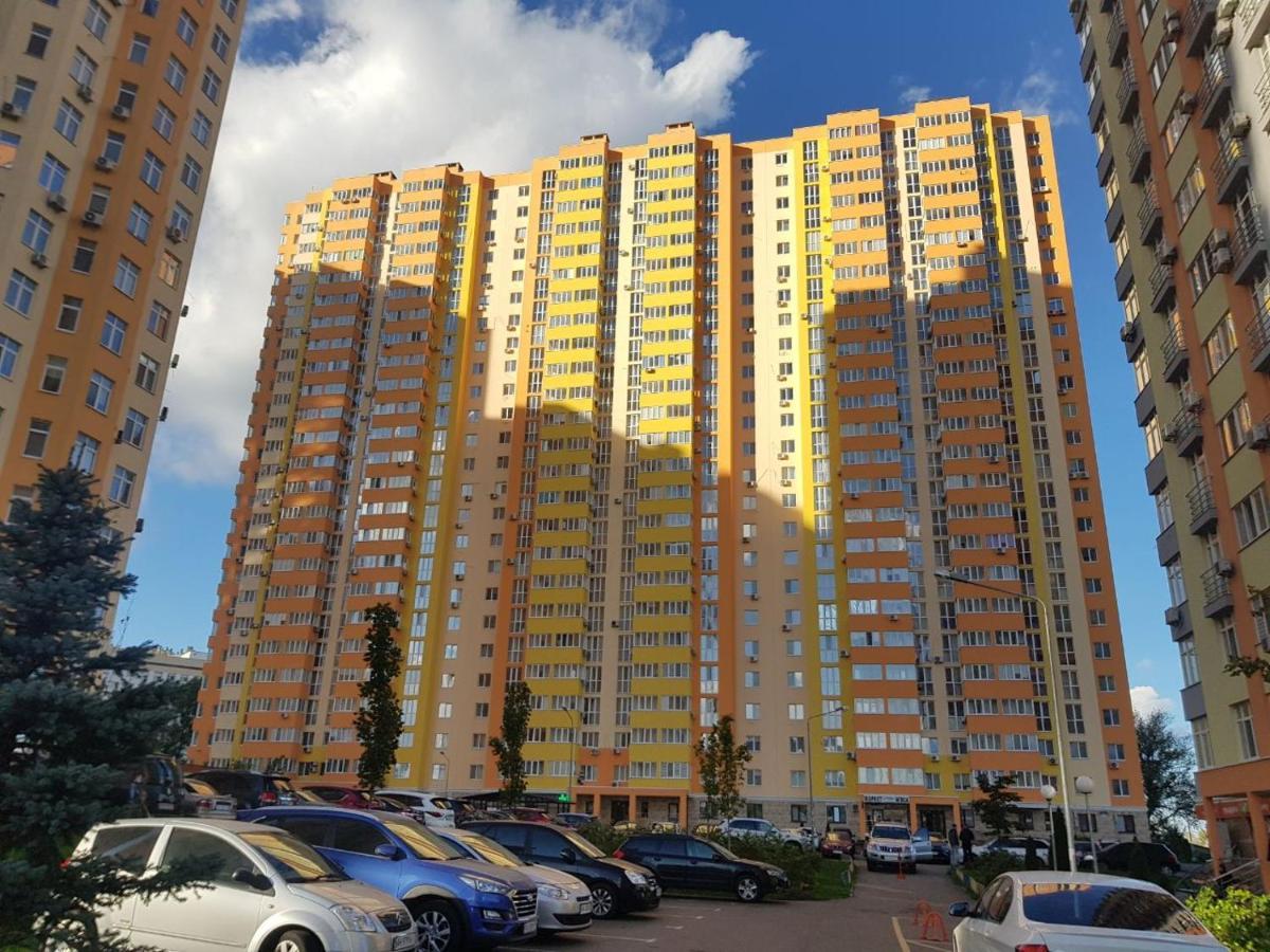 Стильная и уютная квартира в новом доме на Оболони Киев Экстерьер фото